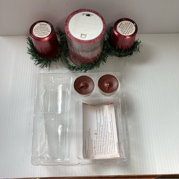 Flameless and Tea Candle Set with Garland and 2 Toned Red Candles Set of 5 - Picture 4 of 8